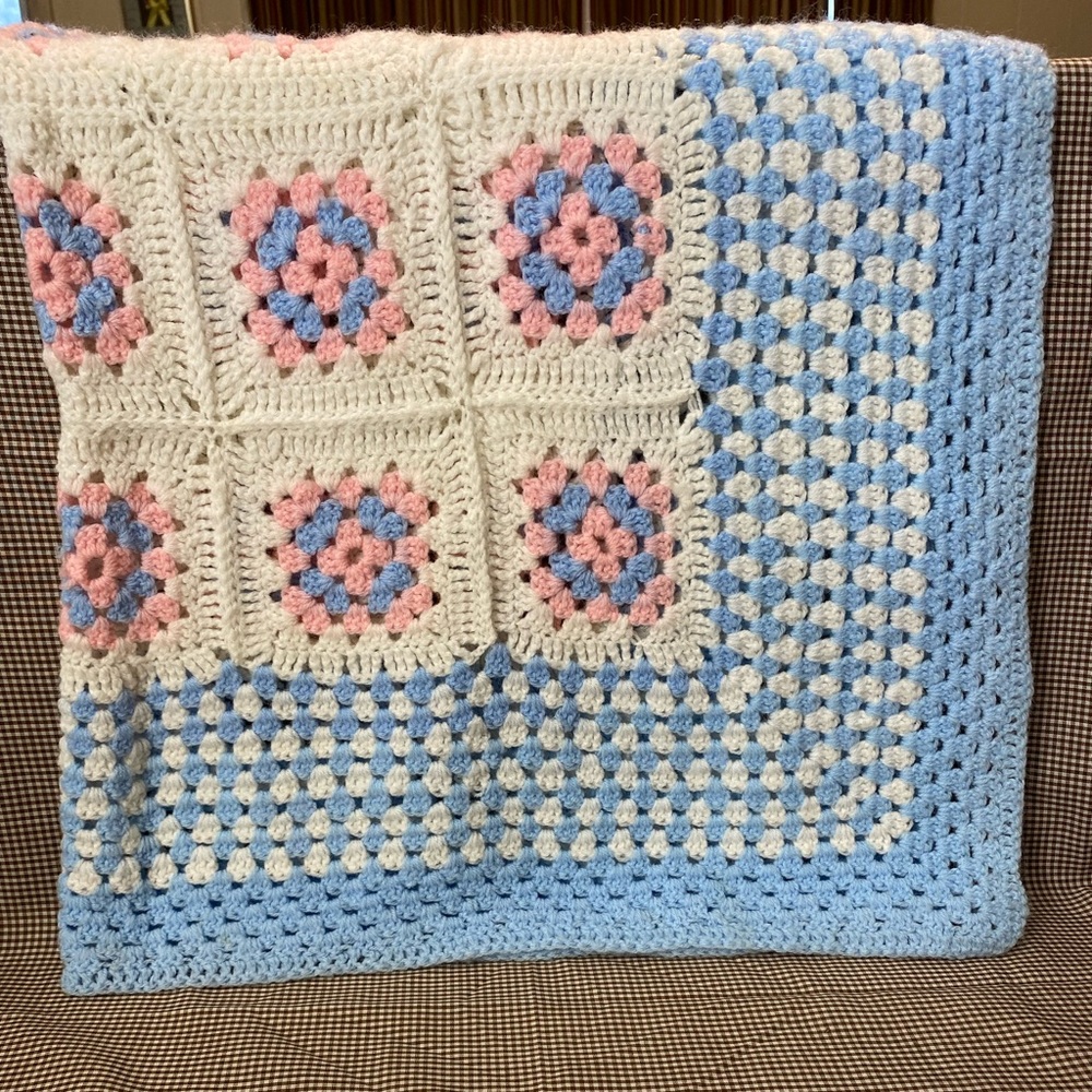 Vintage Blue, Pink, and White Granny Square Baby Blanket approx  28.5x34 inches
